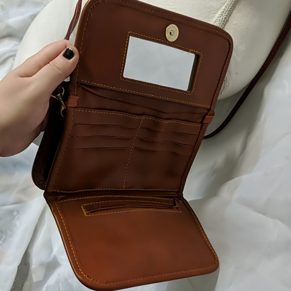 Dooney & Bourke small purse - Picture 4 of 6